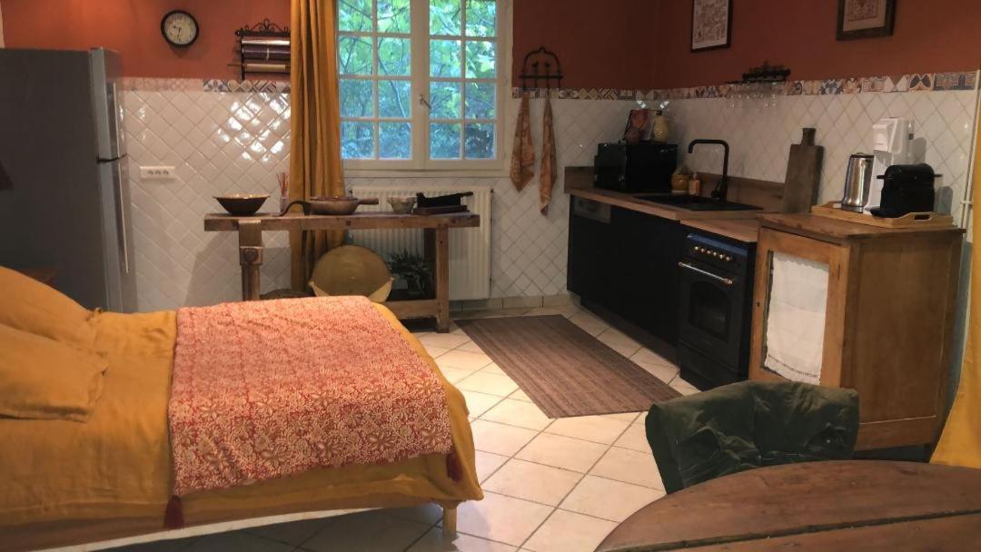 La Cartagene - Chambre Double Calvisson Buitenkant foto