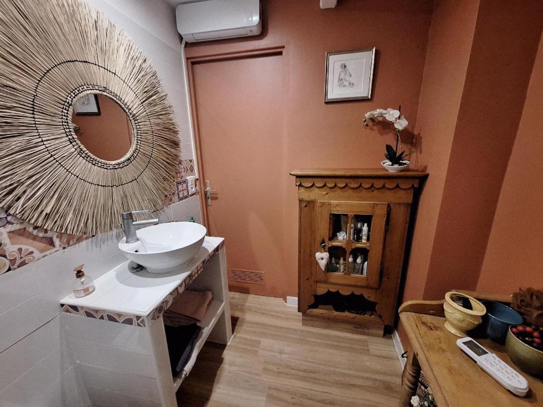 La Cartagene - Chambre Double Calvisson Buitenkant foto